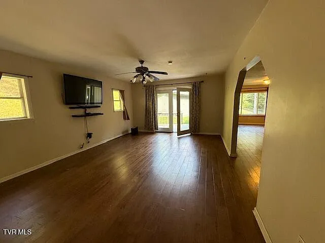 313 Rich Hollow Rd — Photo 5