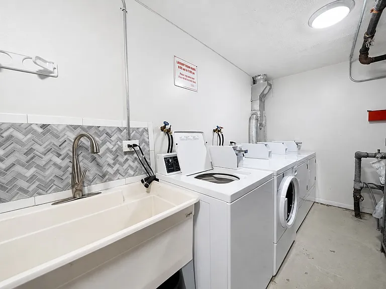 4940 N Leonard Dr #3B — Photo 29