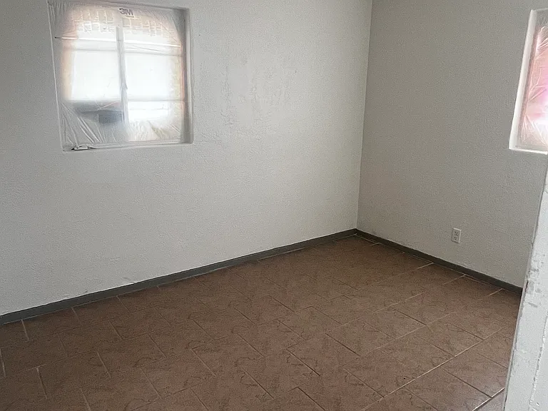 1030 Joy Ln — Photo 29