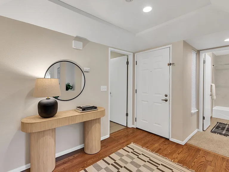 9009 Avondale Rd NE #D107 — Photo 3