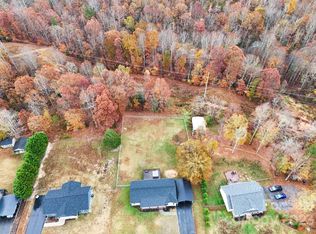 141 Dayton Rd, Dallas, NC 28034