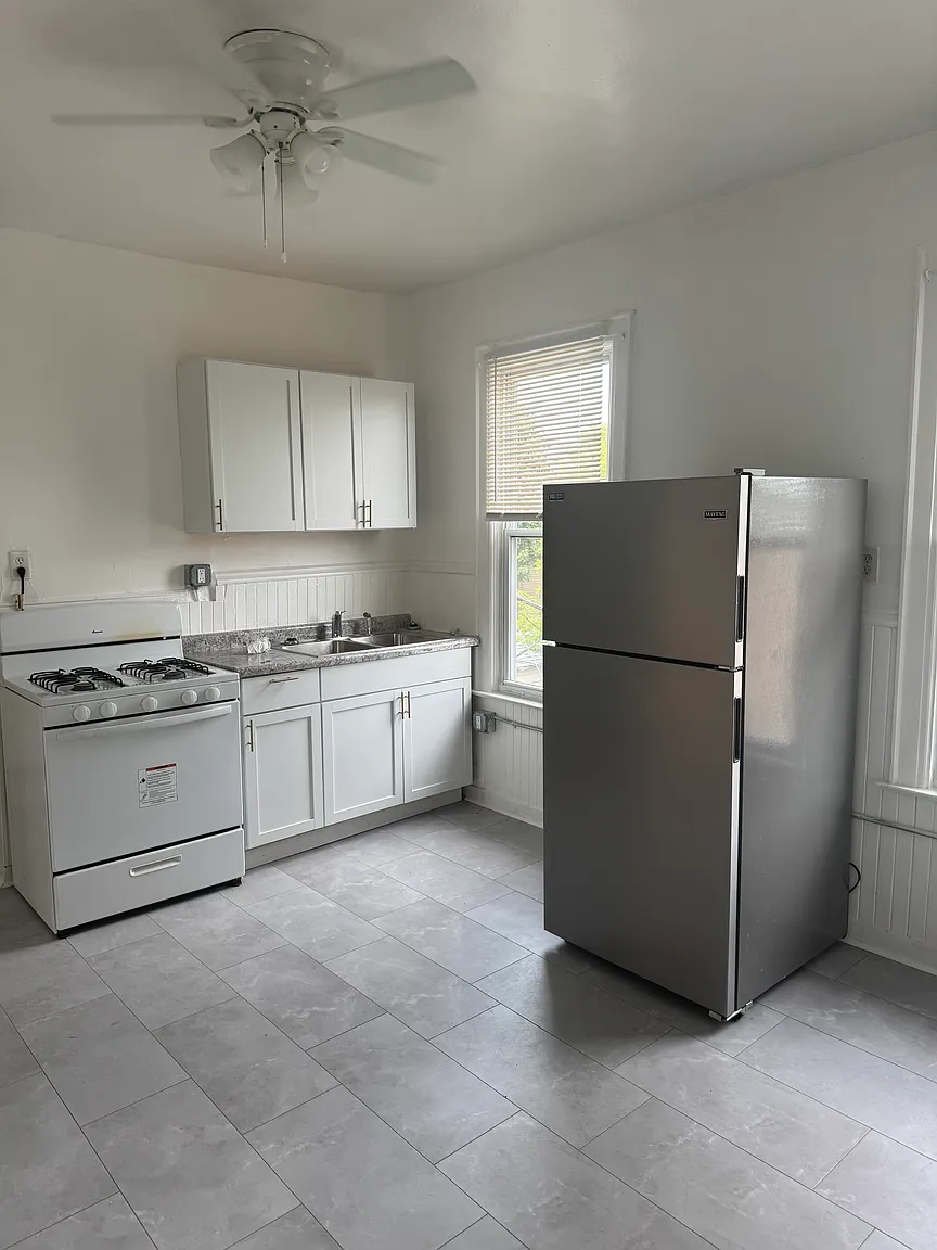 1712 E Park Pl #2 photo 1