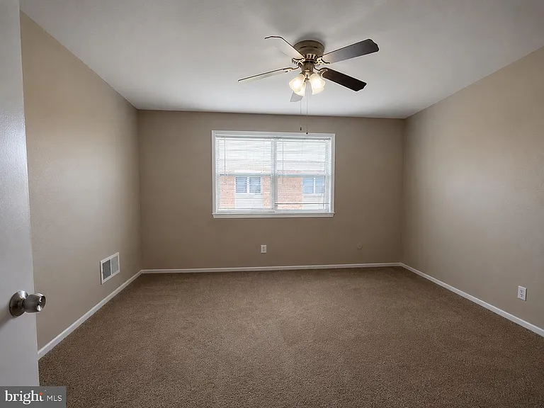 13 Florence Tollgate Pl #6 — Photo 11