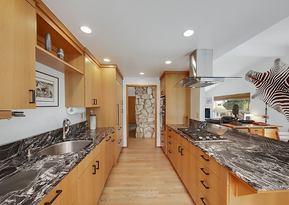 2nd image of 857 NE 78th St