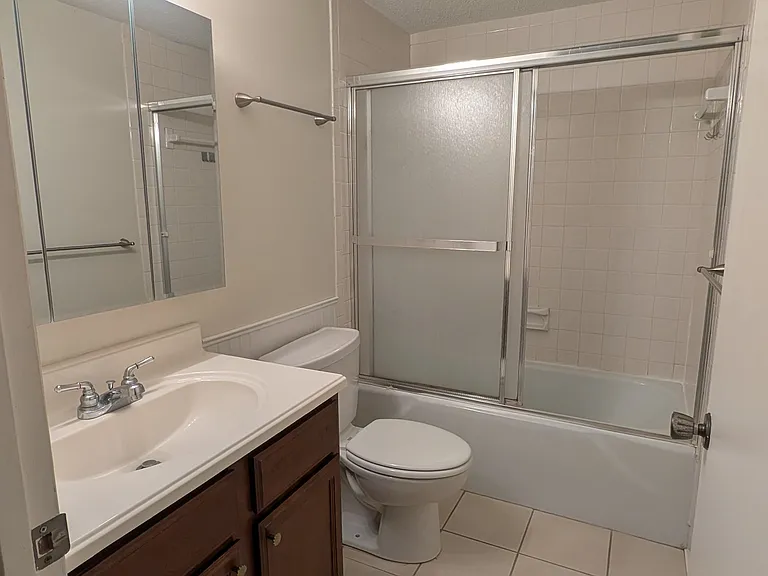 540 Berlin Dr — Photo 4
