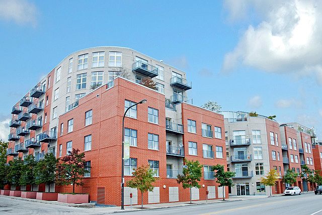 1st image of 1236 Chicago Ave APT 601
