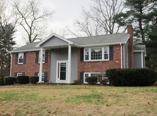 7 Stanford Rd, Franklin, MA 02038