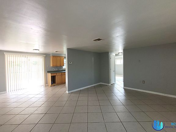 5th image of 4624 Eastwood Ln