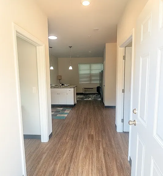 1700 Hampshire Pike #A1 — Photo 5