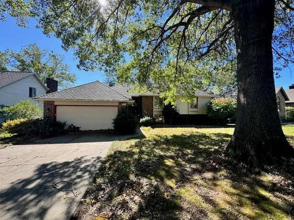 796 W Sherwood Drive, Springfield, MO 65810