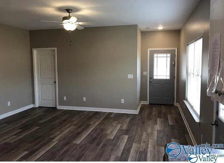 2 bed, 2.0 bath, 1045 sqft, $1,250 — Photo 3