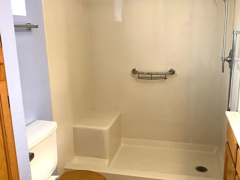 3905 Raymond Ave — Photo 16