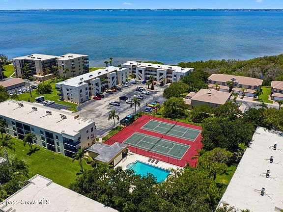 4th image of 200 International Dr APT 606
