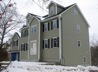 1 Garden Brook Rd, Billerica, MA 01821