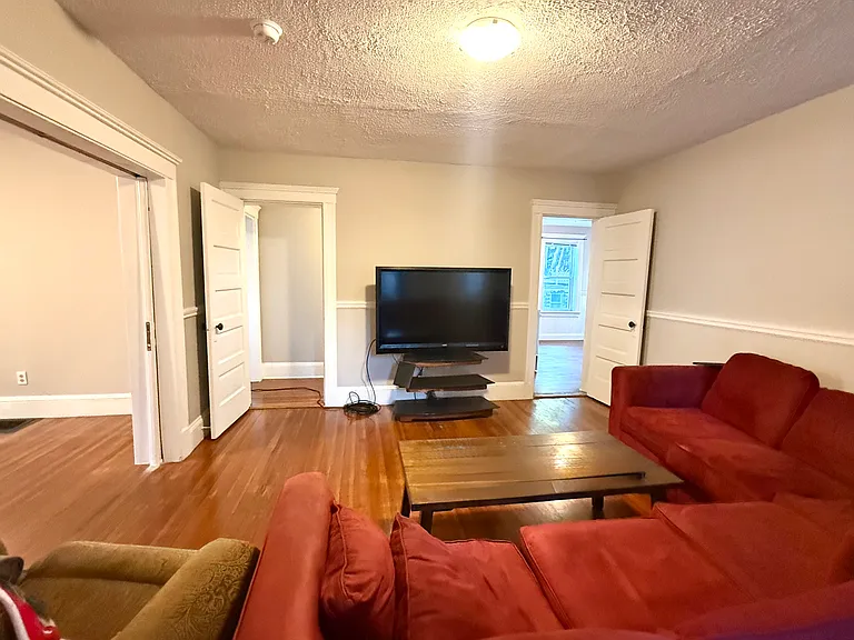 192 Grant Ave #1 — Photo 10