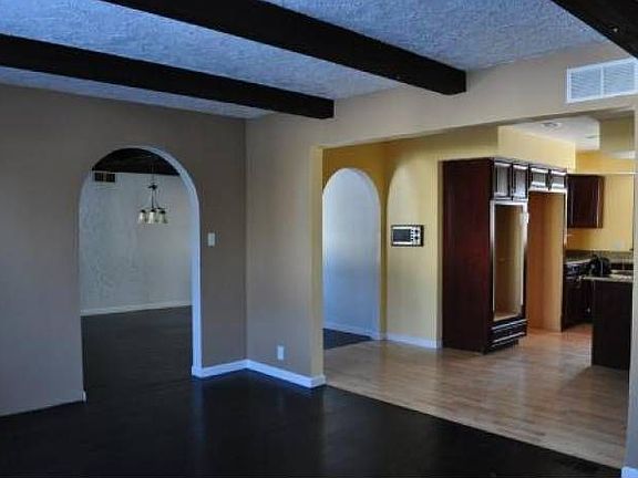 3rd image of 24037 W Wedgewood Ct