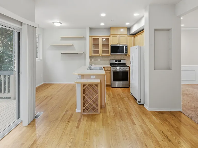 14868 SE 16th St #7 — Photo 7