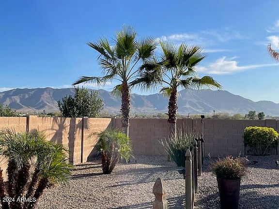 4th image of 3203 W Desert Lane