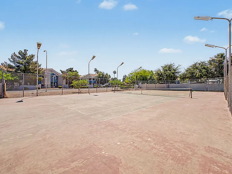 1812 W Village Way — Photo 30