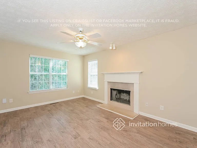 559 Michael Cir — Photo 5