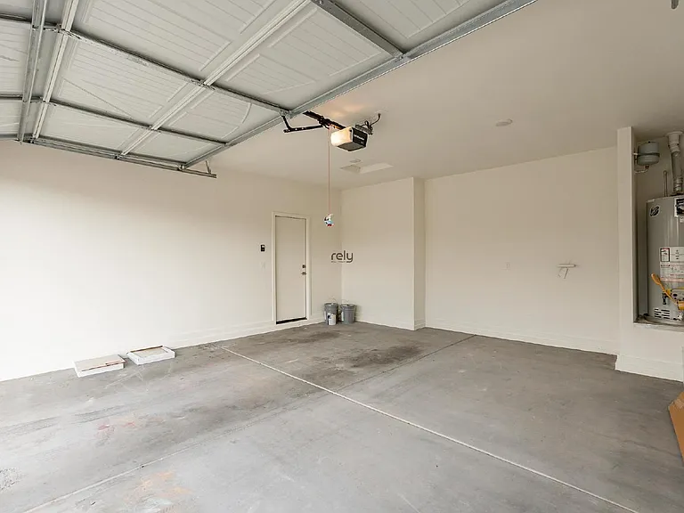 14155 W Georgia Dr — Photo 30