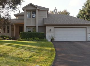 3227 Berwick Knl N, Brooklyn Park, MN 55443