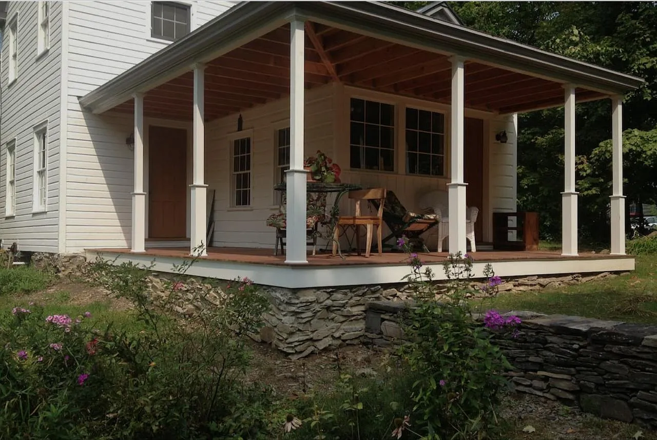 42 Stony Brook Rd — Photo 2