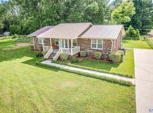 120 Anderton Ln, Owens Cross Roads, AL 35763