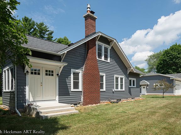 2nd image of 7016 N Riverview Dr