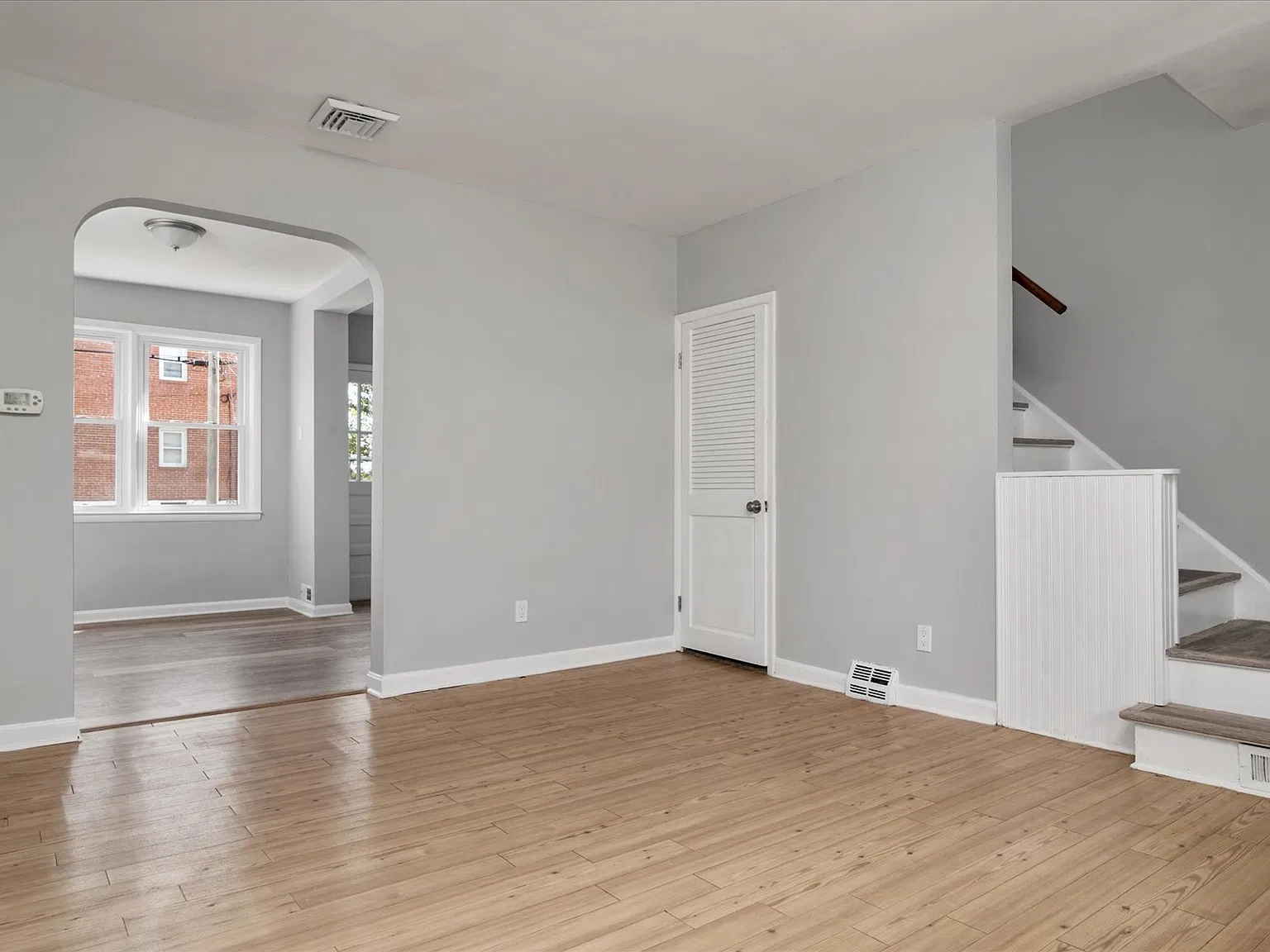 2 bed, 864 sqft, $1,675 — Photo 3