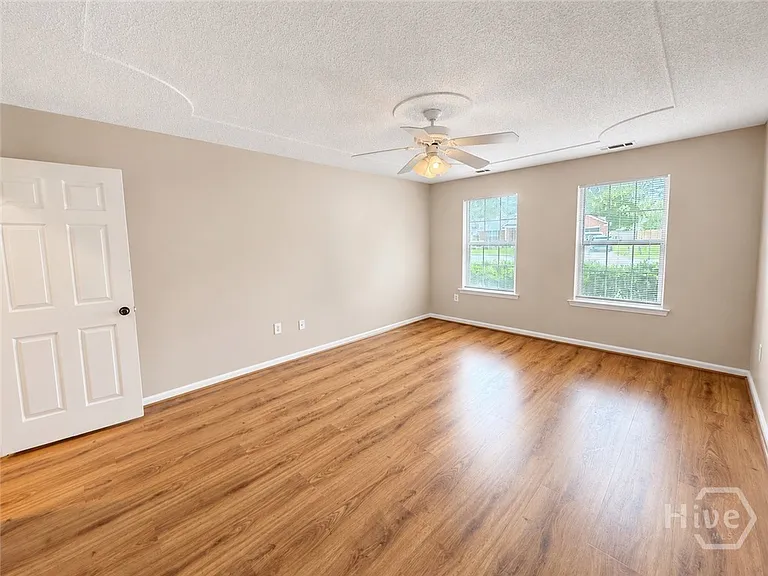 157 Lions Gate Rd — Photo 11