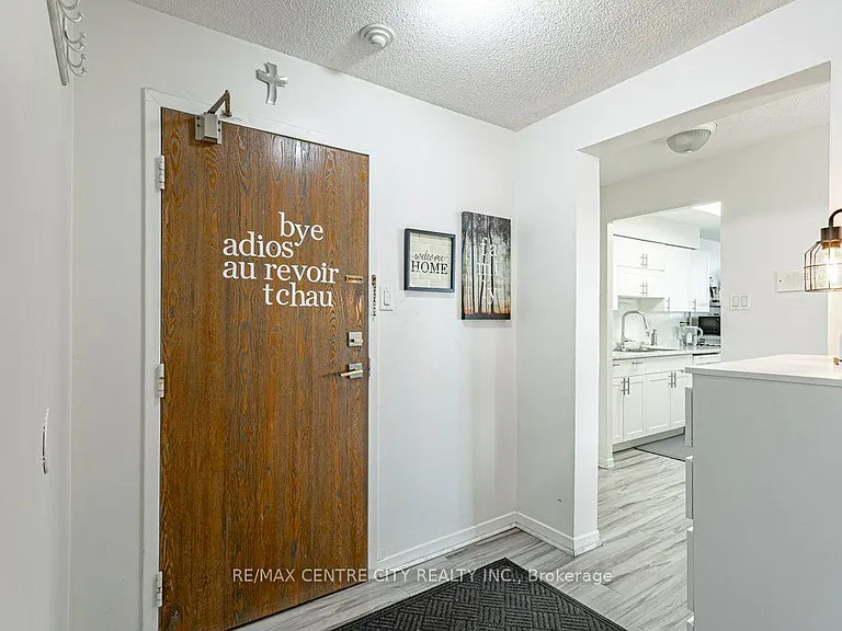 127 Belmont Dr #908 — Photo 8
