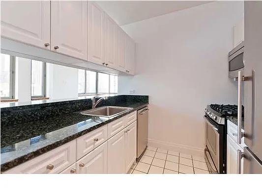 Sold by Mallan Real Estate Inc | media 6