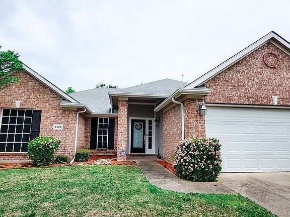 2nd image of 4524 Rockcliff Dr