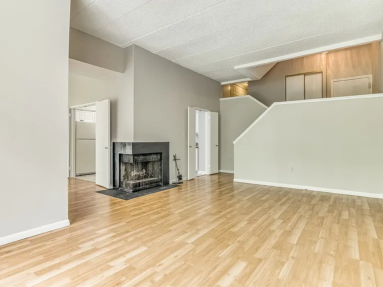 11564 Rolling Green Ct #101 — Photo 7