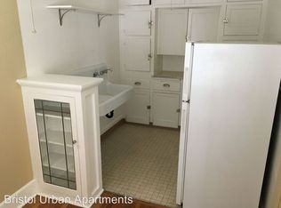 2255 NW Johnson St APT 202, Portland, OR 97210