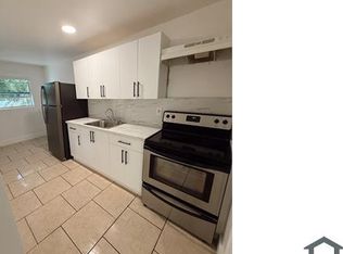 2285 NW 101st St, Miami, FL 33147