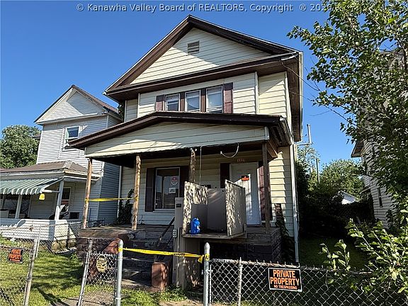 2nd image of 1327 Monroe Ave