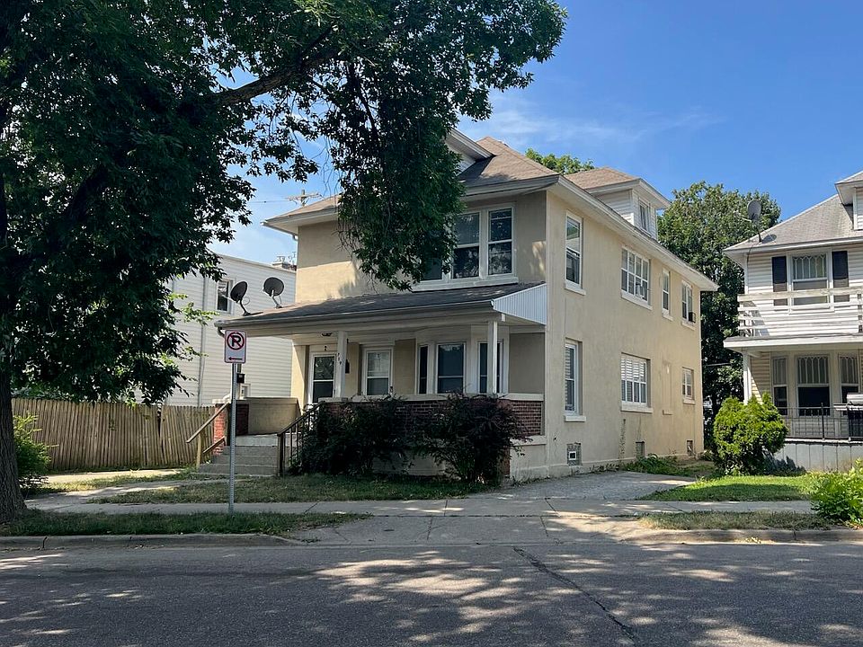 1st image of 719 Stocking Ave NW
