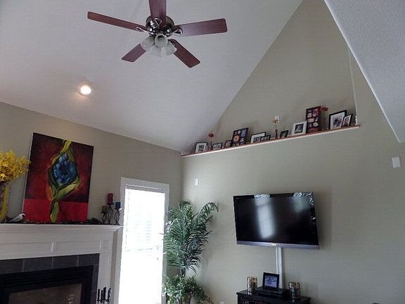 5th image of 134 Saint Andrews Dr