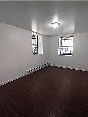 1st image of 2549 41st St