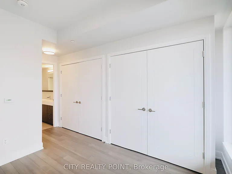 2525 Bathurst St #707 — Photo 11
