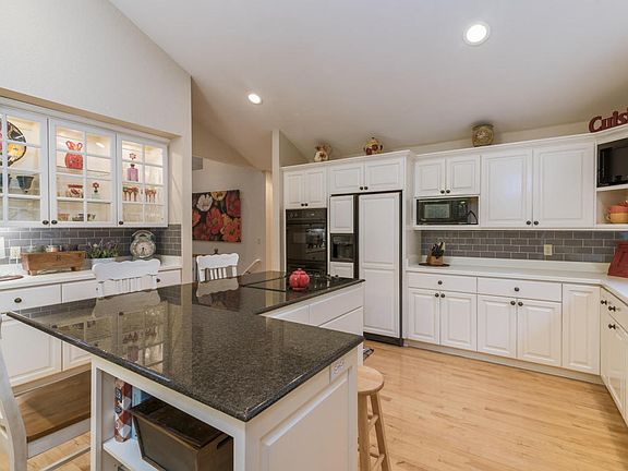 5th image of 1925 Wildwood Dr