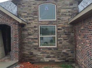 802 Sand St, Cave Springs, AR 72718