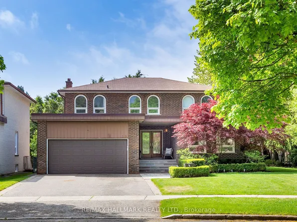 19 Holita Rd, Toronto, ON M2M 4C1