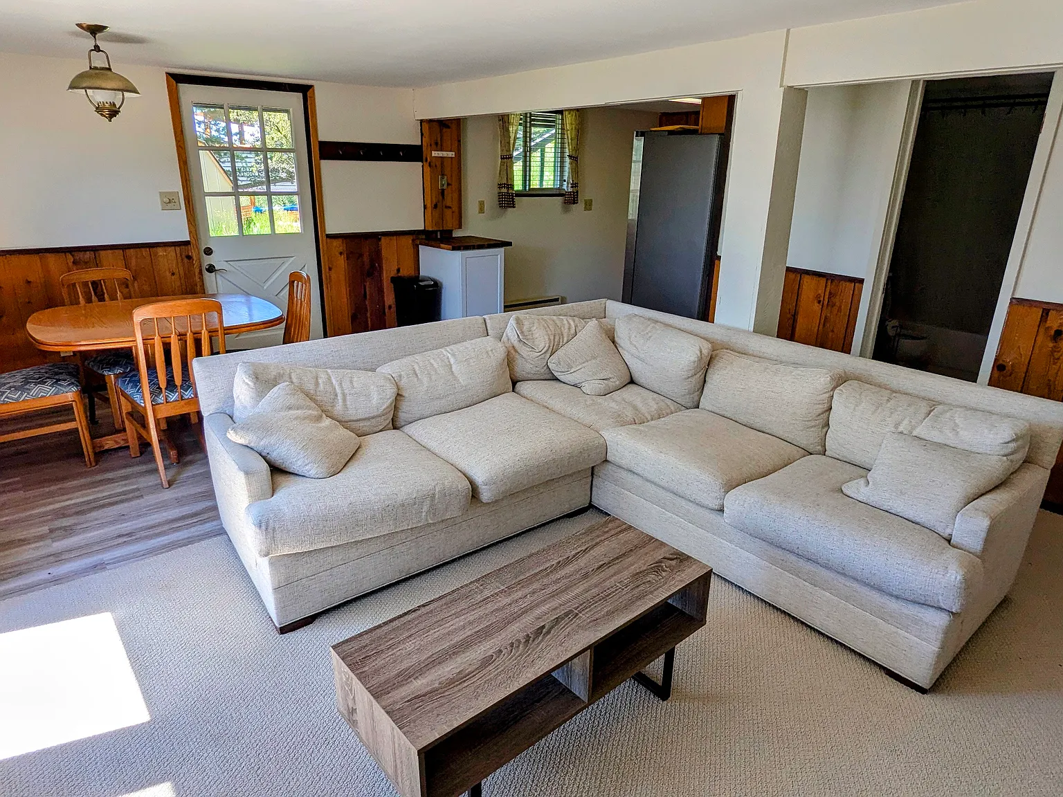 2 bed, 758 sqft, $2,950 — Photo 2