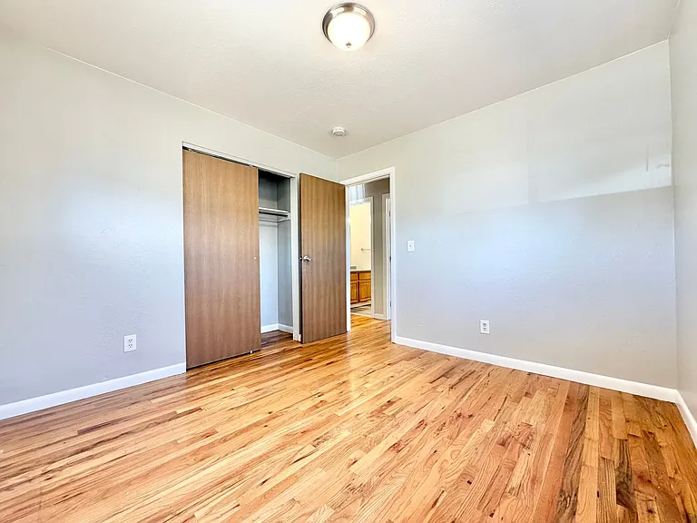 87 Newland St — Photo 10