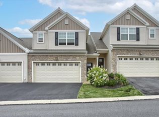 1747 Shady Ln, Mechanicsburg, PA