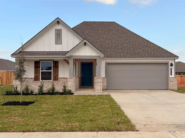 5413 Smith Lake Blvd, Bryan, TX 77807