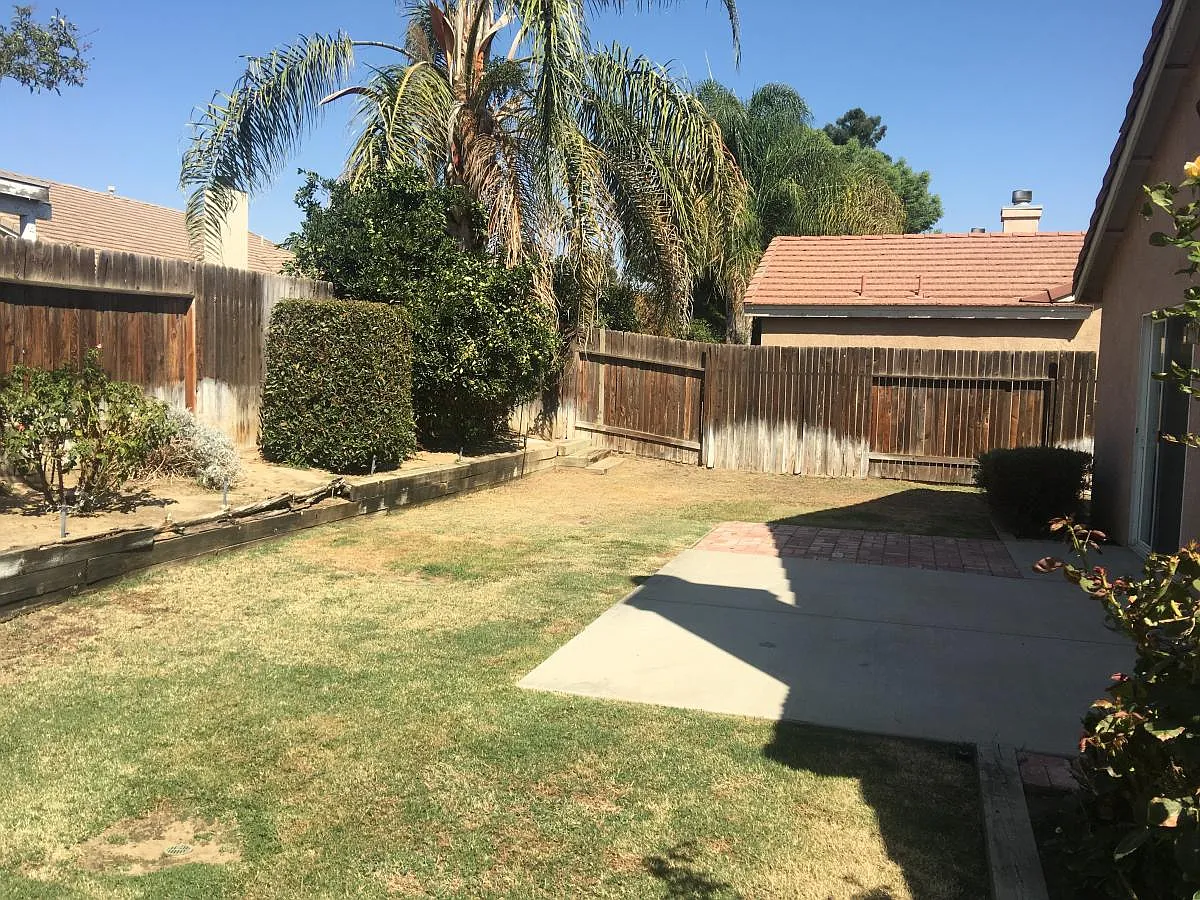 Rollingbay Drive, Bakersfield — Photo 4